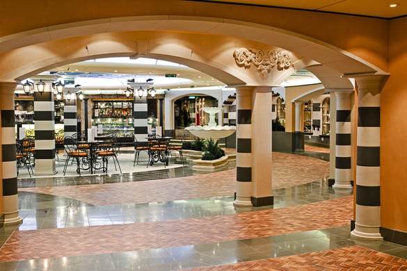 MSC Cruises, MSC Fantasia, Piazza San Giorgia 4, Copyrights - MSC Rights.jpg